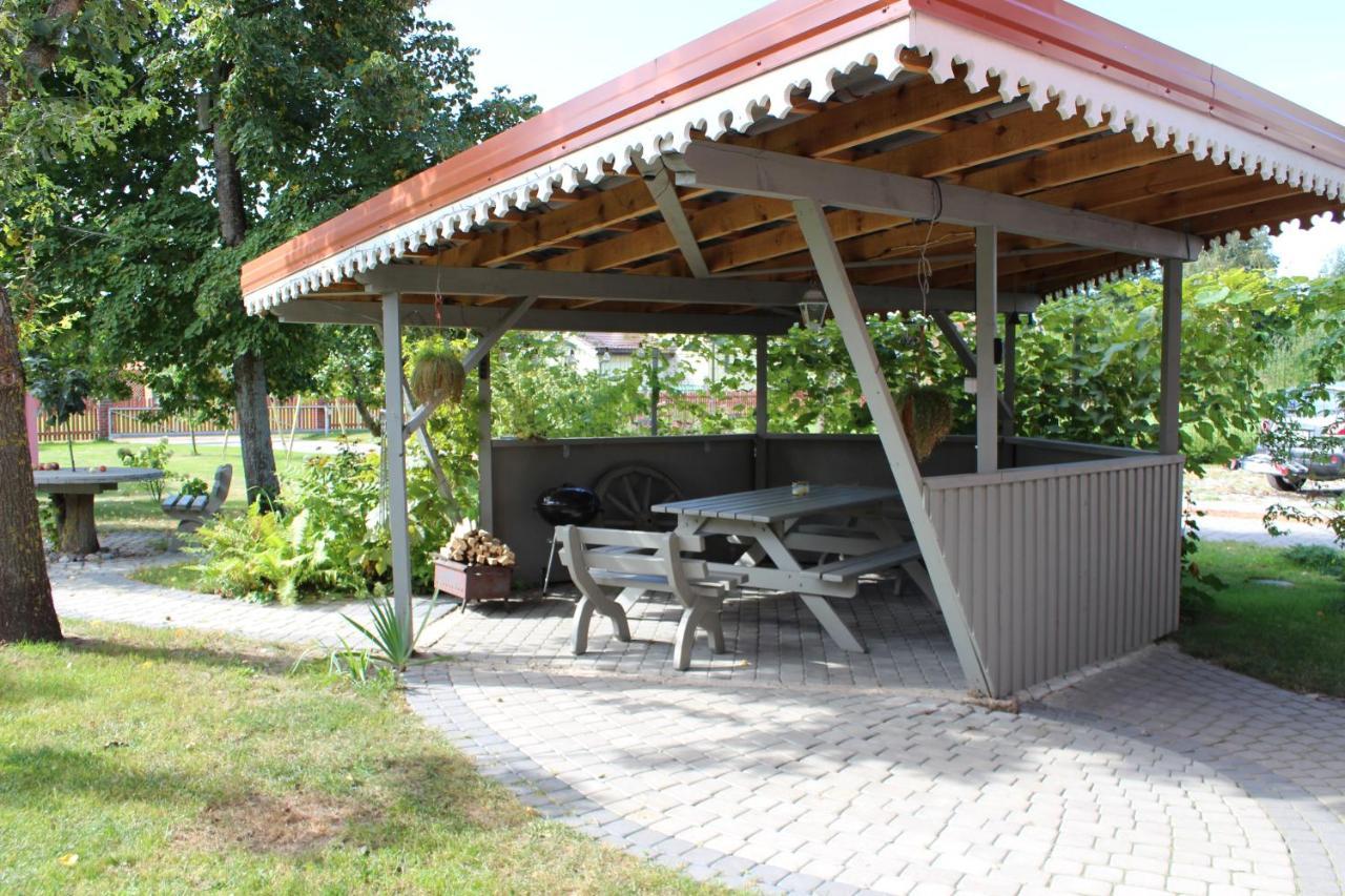 דירות רוסנה Mono House מראה חיצוני תמונה